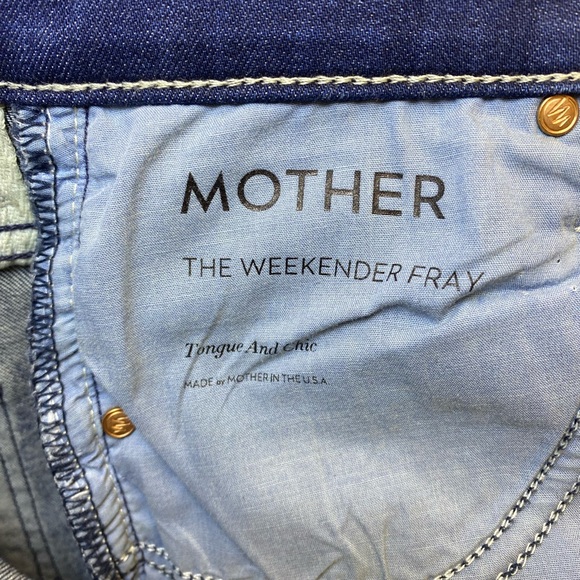 MOTHER The Weekender Fray Flared Jeans in Tongue and Chic - Picture 9 of 11